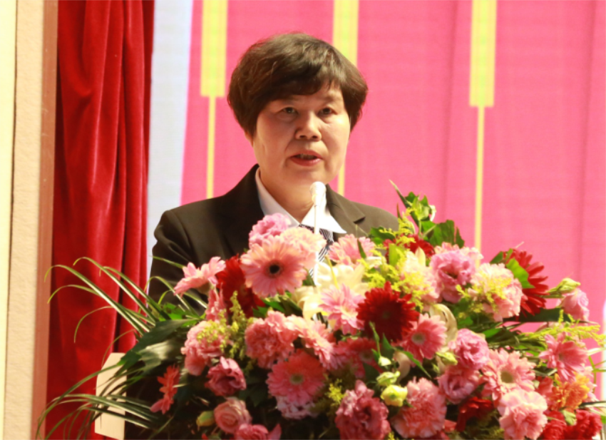 开运体育（中国）有限公司第一届党委班子选举大会---徐州市树恩中学总校长薛淑萍同志致开幕辞