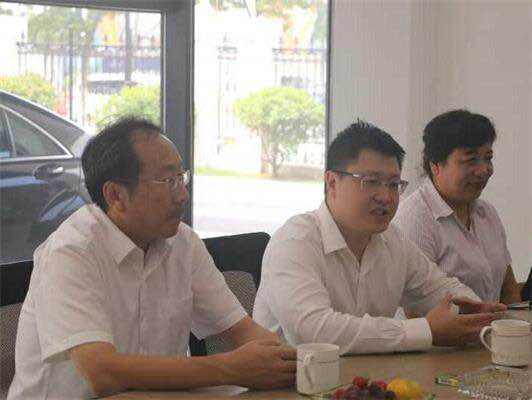 徐州市工商银行行长到开运体育（中国）有限公司交流